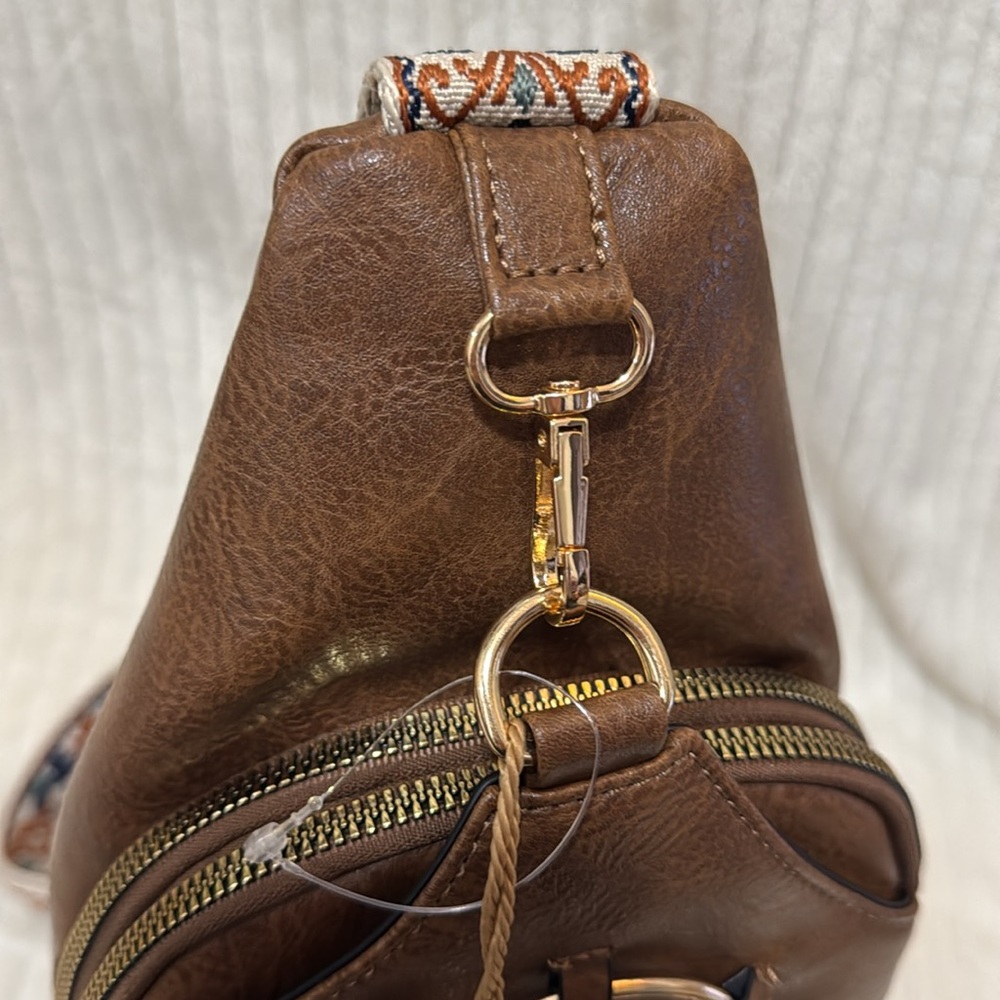 Brown Leather Crossbody Bag with Patterned Strap - Picture 10 of 13